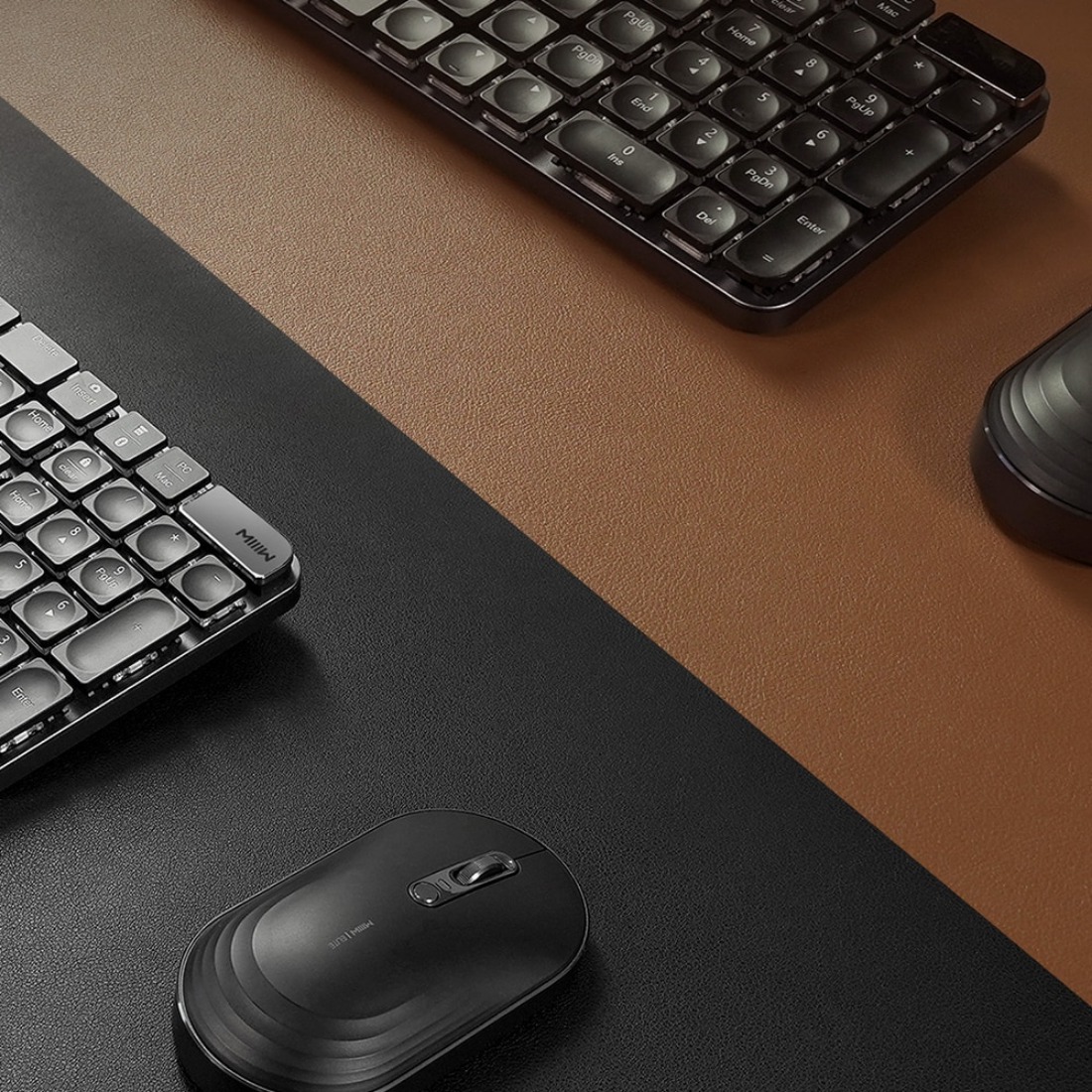 MIIIW DESKPAD MARROM